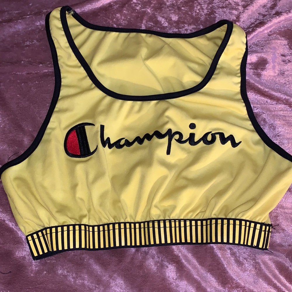 Crop top - Picture 3 of 3